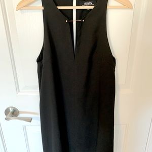 Lulu’s Black Dress